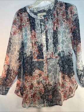 LOFT Sheer Floral Patchwork Pintuck Blouse in Coral and Navy Size Small